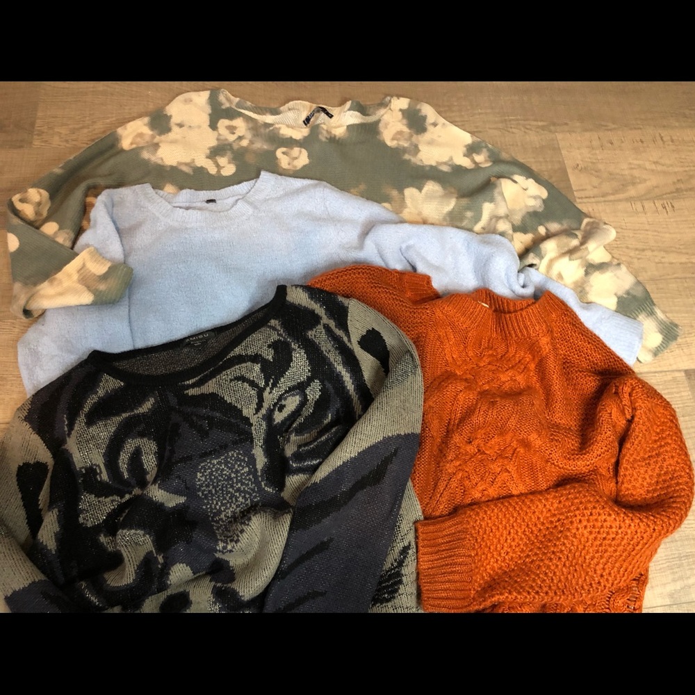 Pullover sweater